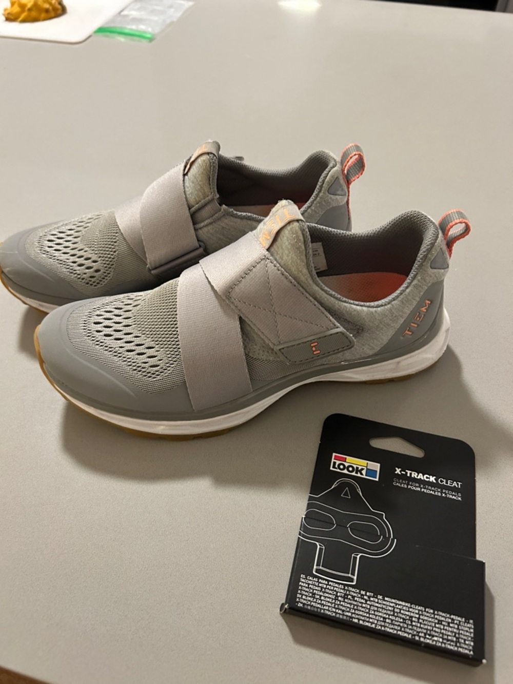 TIEM Cycle Sneakers in Light Gray + New Cleats size 6.5